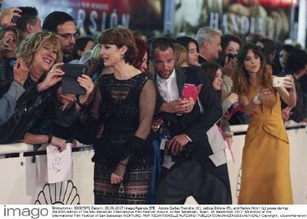 Actors Carles Francino (C), Leticia Dolera (R), and Najwa Nimri (L) poses during the 65th edition of the San Sebastian International Film Festival closure, in San Sebastian, Spain, 30 September 2017. 65 edition of the International Film Festival of San Sebastian !ACHTUNG: NUR REDAKTIONELLE NUTZUNG!  Copyright: xJuanxHerrerox GRA303 20170930-636424054321986979
