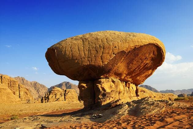Mushroom-Rock, Al Fetra, Wadi Rum, Jordanien, Asien Copyright: imageBROKER/NorbertxEisele-Hein ibxnex04576377.jpg