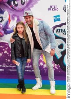 Jay Khan und Leila (Tochter eines Freundes) - Premiere my Little PONY im Kino am Zoo Palast in Berlin am 03.10.2017. Premiere my Little PONY