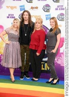 Beatrice Egli, Gil Ofarim, Anne Wuensche, Maite Kelly bei der Deutschlandpremiere von My Little Pony im Zoo Palast in Berlin am 03.10.2017