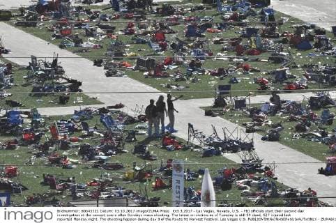 Oct 3,2017 - Las Vegas, Nevada, U.S. - FBI officials start their second day investigation at the concert scene after Sundays mass shooting. The latest on victims as of Tuesday is still 59 dead, 527 injured last reported Monday night. The shooting happen during day 3 of the Route 91 Harvest Festival. Las Vegas U.S. - ZUMAbl1_ 20171003_zaf_bl1_005 Copyright: xGenexBlevinsx