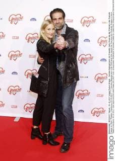 Carsten Spengemann mit Freundin Julie Gross bei der Premiere des Musicals Grease im Mehr! Theater. Hamburg, 03.10.2017