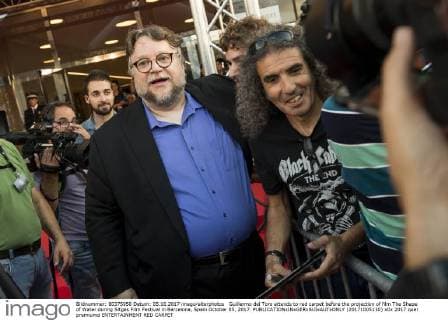 Guillermo del Toro attends to red carpet before the projection of film The Shape of Water during Sitges Film Festival in Barcelona, Spain October 05, 2017.  (20171005110)
