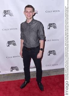 Robbie Kay bei der Premeire des Kinofilms Cold Moon in Laemmle s Ahrya Fine Arts Theatre. Beverly Hills, 05.10.2017