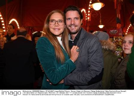 Doreen Dietel mit Ehemann Tobias Guttenberg Gala-Premiere Circus Roncalli 40 Jahre Reise zum Regenborgen München 07. Oktober 2017