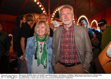 Paul Breitner mit Ehefrau Gala-Premiere Circus Roncalli 40 Jahre Reise zum Regenborgen München 07. Oktober 2017