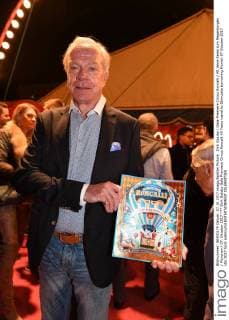 Dirk Galuba Gala-Premiere Circus Roncalli 40 Jahre Reise zum Regenborgen München 07. Oktober 2017