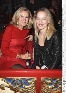 Andrea L Arronge mit Tochter Jessica Reichenwallner bei der Premiere des Jubiläumprogramms vom Circus Roncalli 40 Jahre Reise zum Regenbogen am Leonrodplatz. München, 07.10.2017