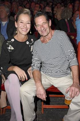 Max Tidof mit Gattin Lisa Seitz bei der Premiere des Jubiläumprogramms vom Circus Roncalli 40 Jahre Reise zum Regenbogen am Leonrodplatz. München, 07.10.2017