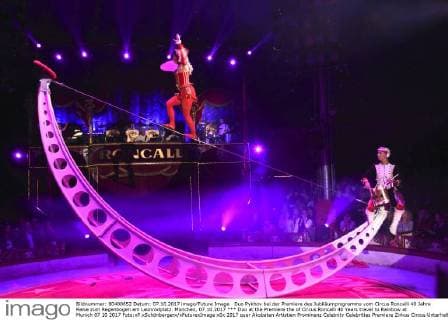 Duo Pykhov bei der Premiere des Jubiläumprogramms vom Circus Roncalli 40 Jahre Reise zum Regenbogen am Leonrodplatz. München, 07.10.2017