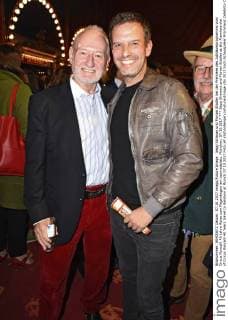 Sepp Schauer und Florian Stadler bei der Premiere des Jubiläumprogramms vom Circus Roncalli 40 Jahre Reise zum Regenbogen am Leonrodplatz. München, 07.10.2017