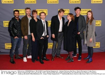 Aleksan Cetinkaya, Ben Braun, Sophie Pfennigstorf, Jordan Dwyer, Patrick von Blume, NN, Levin Liam und NN. Tatort - Die dunkle Zeit beim Filmfest Hamburg 2017 im Cinemaxx Kino am Dammtor in Hamburg. Hamburg, 08.10.2017 Bitte Bildunterschrift : Imago Michael Wigglesworth