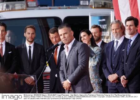 Josh Brolin, Cast at the Premiere of Columbia Pictures Only The Brave held at the Regency Village Theatre in Westwood, CA, October 8, 2017.  Copyright: xJosephxMartinezx 33447_002JM