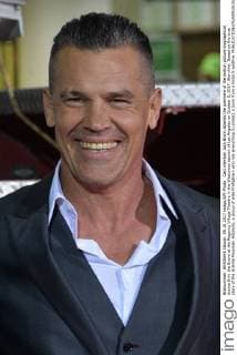 Cast member Josh Brolin attends the premiere of the motion picture biographical drama Only the Brave at the Regency Village Theatre in the Westwood section of Los Angeles on October 8, 2017. Storyline: Based on the true story of the Granite Mountain Hotshots, a group of elite firefighters who risk everything to protect a town from a historic wildfire.  LAP2017100825 JIMxRUYMEN