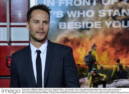 Cast member Taylor Kitsch attends the premiere of the motion picture biographical drama Only the Brave at the Regency Village Theatre in the Westwood section of Los Angeles on October 8, 2017. Storyline: Based on the true story of the Granite Mountain Hotshots, a group of elite firefighters who risk everything to protect a town from a historic wildfire.  LAP2017100839 JIMxRUYMEN