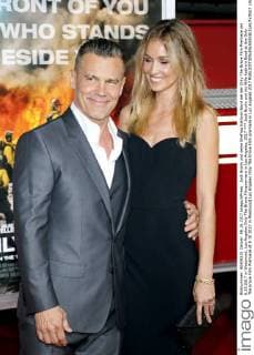 Josh Brolin und seine Ehefrau Kathyrn Boyd bei der Only The Brave Film Premiere am 8.10.2017 in Westwood, Los Angeles Only The Brave Filmpremiere in Los Angeles, 2017