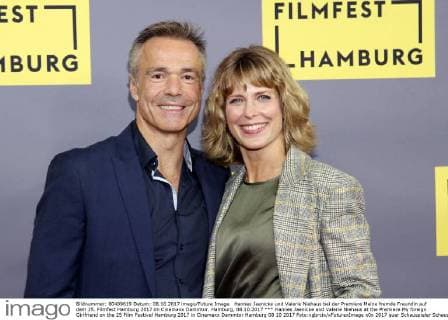 Hannes Jaenicke und Valerie Niehaus bei der Premiere Meine fremde Freundin auf dem 25. Filmfest Hamburg 2017 im Cinemaxx Dammtor. Hamburg, 08.10.2017