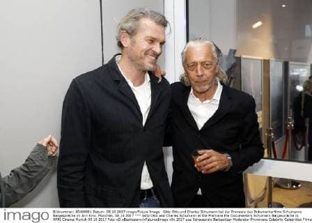 Götz Otto und Charles Schumann bei der Premiere des Dokumentarfilms Schumanns Bargespräche im Arri Kino. München, 08.10.2017