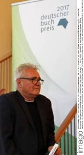 09.10.2017 Frankfurt am Main, Römer, Kaisersaal Preisverleihung 2017 deutscher Buchpreis Portrait Autor Gerhard Falkner - Romeo oder Julia (Berlin Verlag)