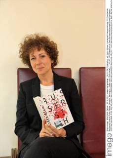 09.10.2017 Frankfurt am Main, Römer, Kaisersaal Preisverleihung 2017 deutscher Buchpreis Portrait Autor Sasha Marianna Salzmann - Außer sich (Suhrkamp)