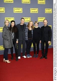 Ursina Lardi, Melina Pyschny, Thomas Prenn, Jochanah Mahnke, Stephanie Amarell und Michael Ihnow bei der Premiere Der namenlose Tag auf dem 25. Filmfest Hamburg 2017 im Cinemaxx Dammtor. Hamburg, 09.10.2017