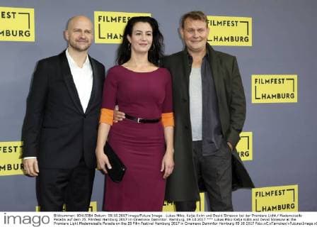 Lukas Miko, Katja Kolm und Devid Striesow bei der Premiere Licht Mademoiselle Paradis auf dem 25. Filmfest Hamburg 2017 im Cinemaxx Dammtor. Hamburg, 09.10.2017