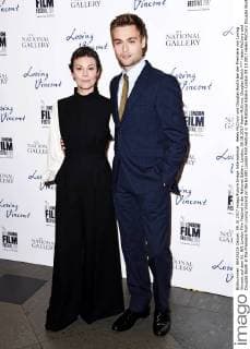 Helen McCrory und Douglas Booth bei der Premiere von Loving Vincent auf dem 61. BFI London Film Festival in der National Gallery. London, 09.10.2017 Helen McCrory, Douglas Booth
