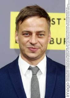 Tom Wlaschiha bei der Premiere Dengler - Die schützende Hand auf dem 25. Filmfest Hamburg 2017 im Cinemaxx Dammtor. Hamburg, 09.10.2017