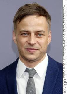 Tom Wlaschiha bei der Premiere Dengler - Die schützende Hand auf dem 25. Filmfest Hamburg 2017 im Cinemaxx Dammtor. Hamburg, 09.10.2017