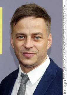 Tom Wlaschiha bei der Premiere Dengler - Die schützende Hand auf dem 25. Filmfest Hamburg 2017 im Cinemaxx Dammtor. Hamburg, 09.10.2017