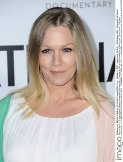 October 9, 2017 - Hollywood, CA, U.S. - 09 October 2017 - Hollywood, California - Jennie Garth. L.A. premiere of National Geographic Documentary Films Jane held at Hollywood Bowl in Hollywood. Photo Credit: AdMedia Hollywood U.S. - ZUMAa123 20171009_zaa_a123_233 Copyright: xBirdiexThompsonx