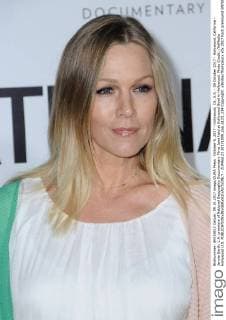 October 9, 2017 - Hollywood, CA, U.S. - 09 October 2017 - Hollywood, California - Jennie Garth. L.A. premiere of National Geographic Documentary Films Jane held at Hollywood Bowl in Hollywood. Photo Credit: AdMedia Hollywood U.S. - ZUMAa123 20171009_zaa_a123_234 Copyright: xBirdiexThompsonx