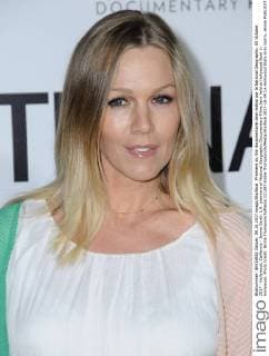 Premiere du film documentaire Jane realise par le National Geographic. 09 October 2017 - Hollywood, California - Jennie Garth. L.A. premiere of National Geographic Documentary Films Jane held at Hollywood Bowl in Hollywood. Photo Credit: Birdie Thompson AdMedia 221387 Birdie Thompson AdMedia Starface 2017-10-09 CA Hollywood Etats-Unis Garth, Jennie  Copyright: xBirdiexThompson AdMediax STAR_221387_049