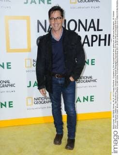 Premiere du film documentaire Jane realise par le National Geographic. 09 October 2017 - Hollywood, California - Dan Bucatinsky. L.A. premiere of National Geographic Documentary Films Jane held at Hollywood Bowl in Hollywood. Photo Credit: Birdie Thompson AdMedia 221387 Birdie Thompson AdMedia Starface 2017-10-09 CA Hollywood Etats-Unis  Copyright: xBirdiexThompson AdMediax STAR_221387_051