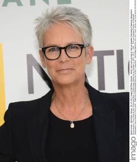 Jamie Lee Curtis arrives at the Los Angeles Premiere of National Geographic Documentary Films Jane at the Hollywood Bowl in Hollywood, California on October 9, 2017. 2017 - USA - The Los Angeles Preiere of National Geographic Documentary Films Jane .  Copyright: xBillyxBennightxIIx