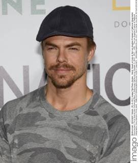 Derek Hough arrives at the Los Angeles Premiere of National Geographic Documentary Films Jane at the Hollywood Bowl in Hollywood, California on October 9, 2017. 2017 - USA - The Los Angeles Preiere of National Geographic Documentary Films Jane .  Copyright: xBillyxBennightxIIx