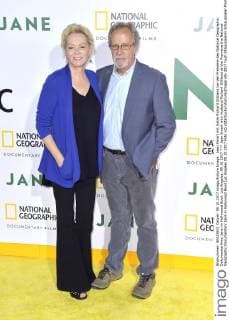 Jean Smart mit Gatte Richard Gilliland bei der Premiere des National Geographic Dokumentarfilms Jane im Hollywood Bowl. Los Angeles, 09.10.2017