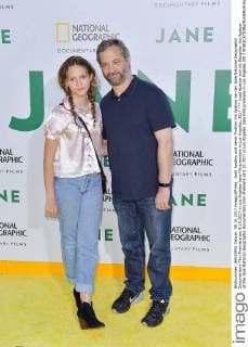 Judd Apatow und seine Tochter Iris Apatow bei der Jane National Geographic Documentary Film Premiere am 9.10.2017 in Los Angeles Jane Filmpremiere in Los Angeles, 2017