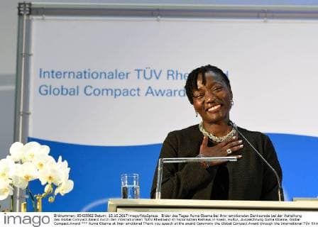 Bilder des Tages Auma Obama bei ihrer emotionalen Dankesrede bei der Verleihung des Global Compact Award durch den internationalen TUEV Rheinland im historischen Rathaus in Koeln, Kultur, Auszeichnung Auma Obama, Global Compact Award