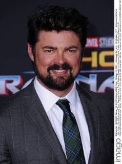 October 10, 2017 - Hollywood, CA, U.S. - 10 October 2017 - Hollywood, California - Karl Urban. World Premiere of Thor: Ragnarok held at The El Capitan Theater in Hollywood. Photo Credit: AdMedia Hollywood U.S. - ZUMAa123 20171010_zaa_a123_085 Copyright: xBirdiexThompsonx
