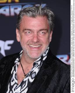 October 10, 2017 - Hollywood, CA, U.S. - 10 October 2017 - Hollywood, California - Ray Stevenson. World Premiere of Thor: Ragnarok held at The El Capitan Theater in Hollywood. Photo Credit: AdMedia Hollywood U.S. - ZUMAa123 20171010_zaa_a123_108 Copyright: xBirdiexThompsonx