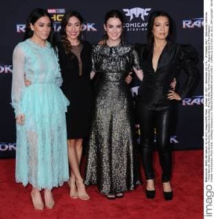 October 10, 2017 - Hollywood, CA, U.S. - 10 October 2017 - Hollywood, California - Chloe Bennett, Natalia Cordova-Buckley, Elizabeth Henstridge, Ming-Na Wen. World Premiere of Thor: Ragnarok held at The El Capitan Theater in Hollywood. Photo Credit: AdMedia Hollywood U.S. - ZUMAa123 20171010_zaa_a123_154 Copyright: xBirdiexThompsonx