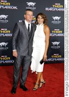 Matt Damon und seine Ehefrau Luciana Barroso bei der Thor: Ragnarok Film Premiere am 10.10.2017 in Hollywood, Los Angeles Thor: Ragnarok Filmpremiere in Los Angeles, 2017