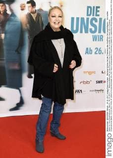 Barbara Schöne bei der Premiere des Kinofilms Die Unsichtbaren - Wir wollen leben im Kino International. Berlin, 10.10.2017