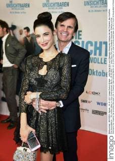 Laila Maria Witt und Ehemann Alexander Dibelius bei der Premiere des Kinofilms Die Unsichtbaren - Wir wollen leben im Kino International. Berlin, 10.10.2017