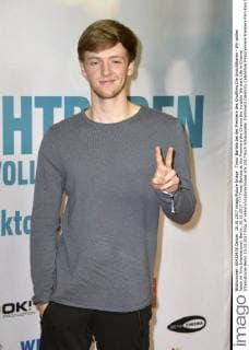 Timur Bartels bei der Premiere des Kinofilms Die Unsichtbaren - Wir wollen leben im Kino International. Berlin, 10.10.2017
