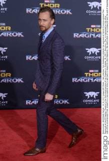 Cast member Tom Hiddleston attends the premiere of the sci-fi motion picture Thor: Ragnarok at the El Capitan Theatre in the Hollywood section of Los Angeles on October 10, 2017. Storyline: Thor is imprisoned on the other side of the universe and finds himself in a race against time to get back to Asgard to stop Ragnarok, the destruction of his homeworld and the end of Asgardian civilization, at the hands of an all-powerful new threat, the ruthless Hela.  LAP2017101040 JIMxRUYMEN