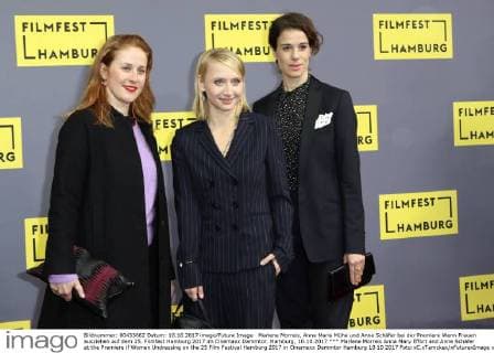 Marlene Morreis, Anna Maria Mühe und Anne Schäfer bei der Premiere Wenn Frauen ausziehen auf dem 25. Filmfest Hamburg 2017 im Cinemaxx Dammtor. Hamburg, 10.10.2017