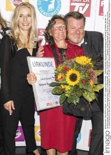 Stefanie Hertel, Margarete Bonmariage und Thomas Schröder bei der 13. Verleihung des Deutschen Tierschutzpreises 2017 im Meistersaal. Berlin, 10.10.2017