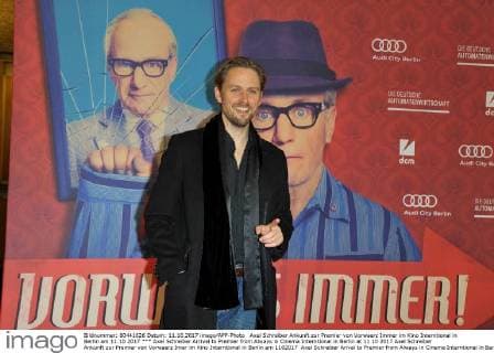 Axel Schreiber Ankunft zur Premier von Vorwaerz Immer im Kino Interntional in Berlin am 11.10.2017